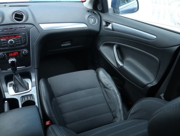 Ford Mondeo IV Kombi 2.0 EcoBoost 203KM 2012 Ford Mondeo 2.0 EcoBoost, Automat, Xenon, Klima, zdjęcie 7