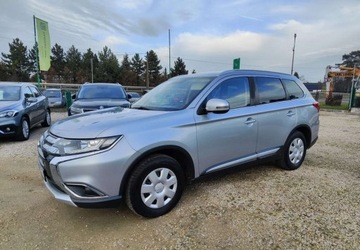 Mitsubishi Outlander III SUV Facelifting 2017 2.0 150KM 2017 Mitsubishi Outlander Mitsubishi Outlander 2.0 2WD CVT Diamant Edition 2.0, zdjęcie 3