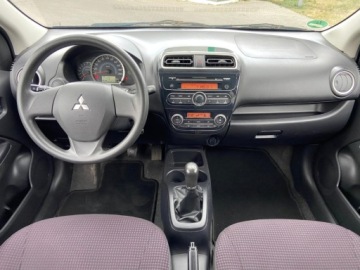 Mitsubishi Space Star Hatchback 5d 1.2 80KM 2014 Mitsubishi Space Star 1.2 Benzyna Bezwypadkowy Ori Lakier 1.2 Benzyna, zdjęcie 27