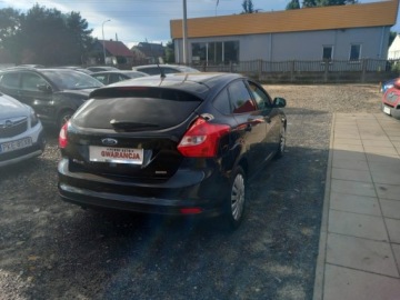 Ford Focus III Hatchback 5d 1.0 EcoBoost 125KM 2013 Ford Focus FORD FOKUS MK 3 benzyna super stan Benzyna 125KM, zdjęcie 3