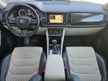 Skoda Kodiaq I SUV 1.4 TSI ACT 150KM 2018 Skoda Kodiaq 1.4 TSI 150 KM 4x4 DSG System CANTON Szyba przednia ogrzewana, zdjęcie 29