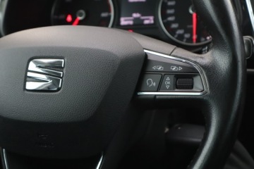 Seat Leon III ST 1.6 TDI CR 105KM 2015 Seat Leon 1.6 TDI, Klima, Klimatronic, Tempomat, zdjęcie 16