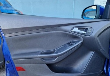 Ford Focus III Kombi Facelifting 1.5 TDCi 95KM 2017 Ford Focus Ford Focus 1.5 TDCiEcoBlue 95 KM M6 SalonPLSerwisASOFVMarza, zdjęcie 25