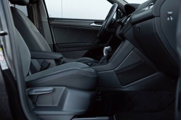 Volkswagen Tiguan Allspace SUV Facelifting 2.0 TSI 190KM 2022 Volkswagen Tiguan Allspace 2.0 Benzyna 190KM, zdjęcie 24