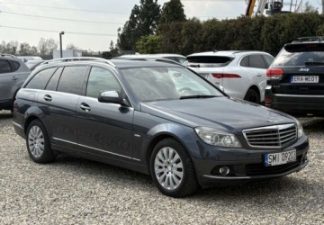 Mercedes Klasa C W204 2007 Mercedes-Benz Klasa C 2007r. 2.1 Diesel 170KM, zdjęcie 9