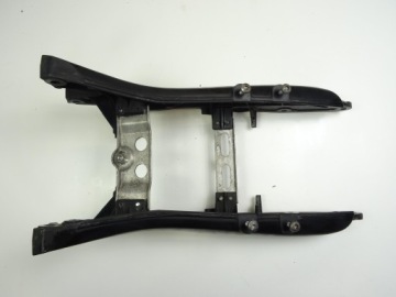 SUZUKI GSXR 600 K6 K7 КРЕПЛЕНИЕ ЗАДНЕЙ РАМЫ