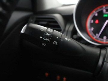 Suzuki Swift VI Hatchback Facelifting 1.2 DualJet SHVS 83KM 2021 Suzuki Swift mHEV klima tempomat, zdjęcie 28