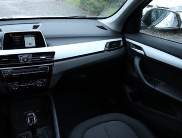 BMW X1 F48 2017 BMW X1 sDrive18i, Salon Polska, Serwis ASO, zdjęcie 7