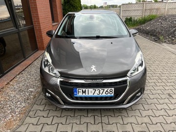 Peugeot 208 I Hatchback 5d Facelifting 1.2 PureTech 82KM 2018 Peugeot 208 1.2 benzyna 83 KM nawigacja LED zarej w PL zadbany zamia, zdjęcie 4