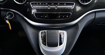 Mercedes Klasa V W447 Długi Facelifting 2.0 250d 190KM 2023 Mercedes-Benz Klasa V Salon Polska V250d 8 Osob LED ILS Kamera ASO VAT 2.0, zdjęcie 17
