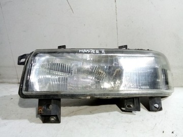 Renault Master II lampa lewa przód przednia
