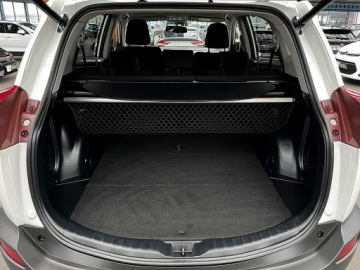 Toyota RAV4 IV MPV D-4D 125 124KM 2015 Toyota RAV-4 BIAŁA PERŁA GWARANCJA kraj Bezwypad, zdjęcie 14
