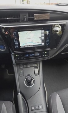Toyota Auris II Touring Sports Facelifting 1.8 Hybrid 136KM 2017 Toyota Auris 1,8 benzyna Hybryda 136 KM automat Salon Polska II wlasciciel, zdjęcie 7