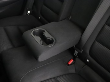 Mazda 6 III Kombi Facelifting 2.0 SKYACTIV-G 145KM 2016 Mazda 6 Tempomat Czujniki parkowania Automatyczna, zdjęcie 36