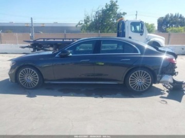 Mercedes Klasa E W214 2025 Mercedes-Benz Klasa E 350, 2025r., 2.0L 2.0 Benzyna 255KM, zdjęcie 5