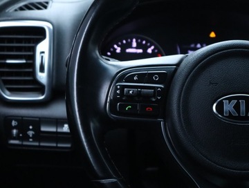 Kia Sportage III SUV Facelifting 1.7 CRDi 115KM 2016 Kia Sportage 1.7 CRDi, Salon Polska, Klima, zdjęcie 17