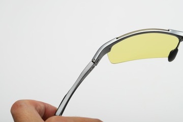 Фотохромные очки для вождения в ночное и дневное время.