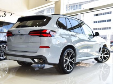 BMW X5 G05 SUV Facelifting 3.0 30d 298KM 2026 BMW X5 xDrive30d Sport Suv 3.0 (298 KM) 2026, zdjęcie 2