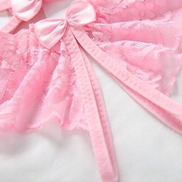 Открытые эротические трусики-стринги с кружевным отверстием