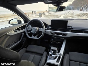 Audi A4 B9 2024 Audi A4 Avant Audi A4 Avant 40 TFSI mHEV Quattro S Line S tronic 2.0 204KM, zdjęcie 31