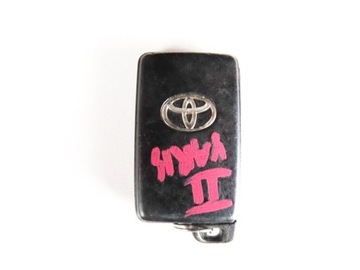 KLÍČEK OVLÁDAČ SMART KEY TOYOTA YARIS II 2009-2011 ROK