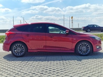 Ford Focus III Hatchback 5d facelifting 1.0 EcoBoost 125KM 2017 Ford Focus 1.0 EcoBoost 125Ps ST-Line Navi Kamera Piekny Gwarancja 125KM, zdjęcie 6