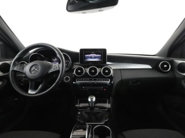 Mercedes Klasa C W205 Kombi 180 156KM 2017 Mercedes C 180 Avantgarde półskóra navi grzane, zdjęcie 14