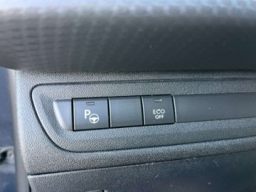 Peugeot 2008 I SUV Facelifting 1.2 PureTech 110KM 2019 Peugeot 2008 1.2 benzyna 110 KM automat kamera zarej w PL mozliwa zam, zdjęcie 19