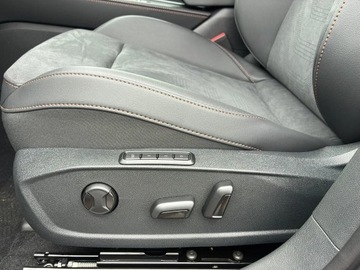 Cupra Formentor Crossover 1.5 TSI 150KM 2026 Cupra Formentor 1.5 eTSI mHEV 150 KM DSG, zdjęcie 17