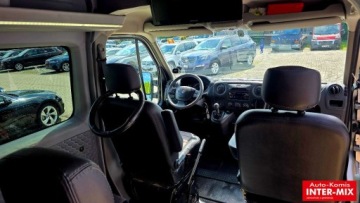 Renault Master IV Furgon FWD 2.3 dCi 170KM 2018 Renault Master 9 - osobowy zarejestrowany 2.3 Diesel 170KM, zdjęcie 25