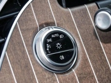 Mercedes Klasa E W214 Sedan 2.0 220d 197KM 2025 E Klasa 220 d 4-Matic Avantgarde 2.0 (197KM) 2025, zdjęcie 6