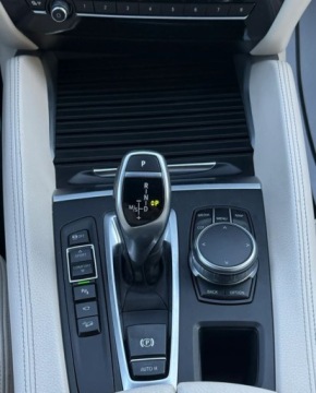 BMW X6 F16 Crossover xDrive50i 450KM 2017 BMW X6 Salon Polska Czujniki Kamera Automat 4.4 Benzyna 450KM, zdjęcie 12