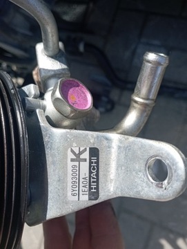 NISSAN 370Z 3.7 V6 ČERPADLO SERVA