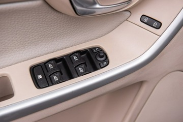 Volvo XC60 I SUV 2.4 D5 185KM 2009 Volvo XC 60 R-Design AWD 2.4d D5 185KM 4x4 !, zdjęcie 25