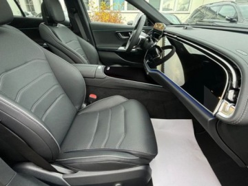 Mercedes Klasa E W214 Sedan 2.0 220d 197KM 2025 E Klasa 220 d 4-Matic AMG 2.0 197KM 2025, zdjęcie 4