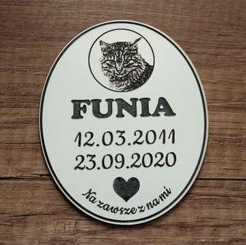 Надгробие для собаки и кошки с ГРАВИРОВКОЙ фотографии.