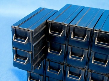 PUDEŁKA SZUFLADKI ORGANIZER 20SZT ESD