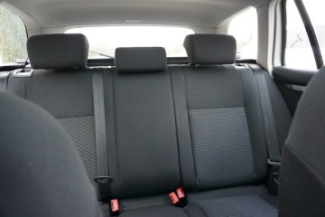 Volkswagen Golf VI Variant 1.6 TDI-CR DPF BlueMotion 105KM 2011 Volkswagen Golf Variant 1.6 TDi 105KM, zdjęcie 24