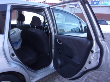 Honda Jazz III 1.4 i-VTEC 100KM 2010 Honda Jaaz 1.4 Automat, zdjęcie 29