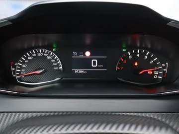 Peugeot 208 II Hatchback 1.5 BlueHDI 102KM 2022 Peugeot 208 1.5 BlueHDI, Salon Polska, zdjęcie 10