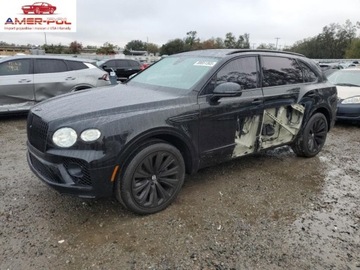 Bentley Bentayga 2023 Bentley Bentayga 2023 4.0l 4.0 Benzyna 542KM
