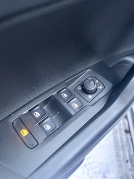 Volkswagen T-Cross SUV Facelifting 1.0 TSI 115KM 2024 Volkswagen Taigo Kamera | LED | Podgrzewane fotele, zdjęcie 11