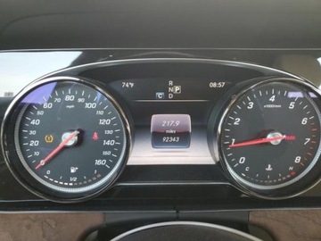 Mercedes Klasa E W213 2017 Mercedes-Benz Klasa E Mercedes-Benz E-Class 300 Luxury 4MATIC Sedan 2.0, zdjęcie 9