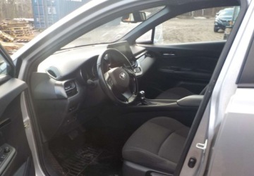 Toyota C-HR I Crossover 1.8 Hybrid 122KM 2018 Toyota C-HR Okazja 1.8 Hybryda 122KM, zdjęcie 26