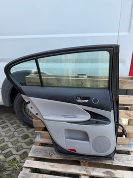 DVEŘE LEXUS GS 05-12 LAK 8P8 LEVÉ ZADNÍ