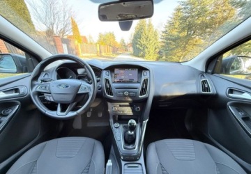 Ford Focus III Kombi Facelifting 1.0 EcoBoost 125KM 2015 Ford Focus Ford Focus 1.0 EcoBoost Titanium Benzyna 125KM, zdjęcie 19