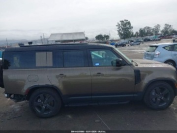 Land Rover Defender IV (L663) 2025 Land Rover Defender 130 P300 S 2025 3.0 Benzyna 296KM, zdjęcie 6