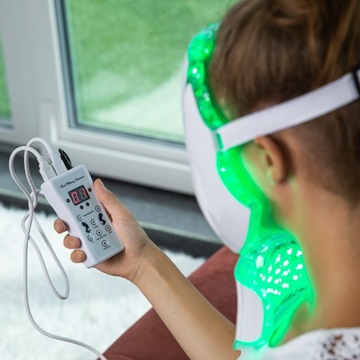 СВЕТОДИОДНАЯ МАСКА лицо шея ФОТОННАЯ ТЕРАПИЯ inSPORTline