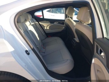  Genesis G70 2023r., 2.0L 2.0 Benzyna 252KM, zdjęcie 9