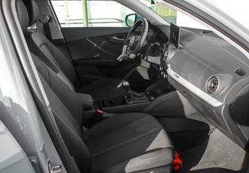 Audi Q2 2024 Audi Q2 1.0 TFSI 116KM Climatronic, Swiatla LED, Czujniki parkowania, zdjęcie 11